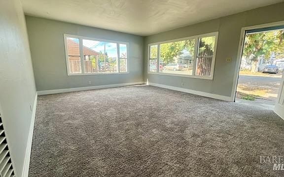 3rd image of 548 Flower Avenue