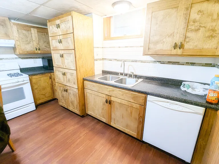 771 McCutcheon Rd #B — Photo 6