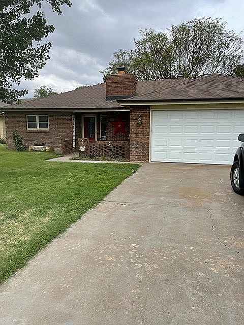 1st image of 1141 N Holly Dr