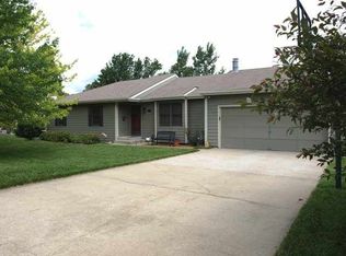 4406 NW Mesa Ct, Topeka, KS 66618