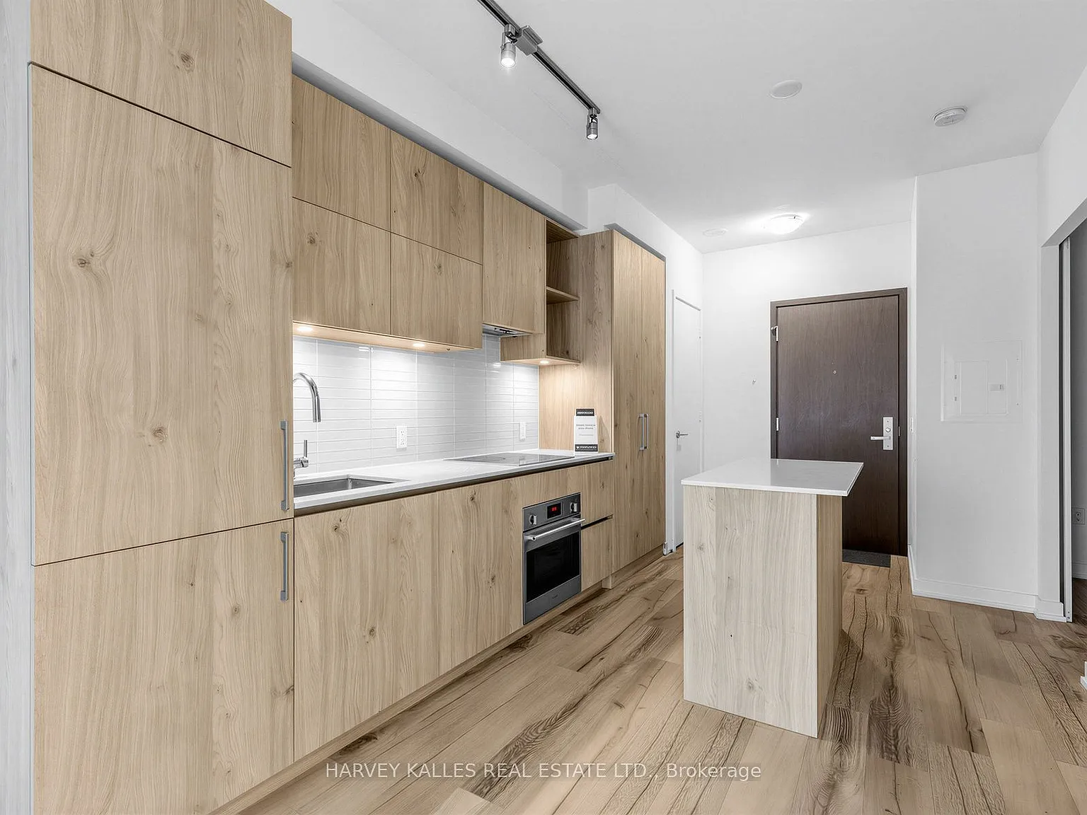 2 bed, $2,900 — Photo 3