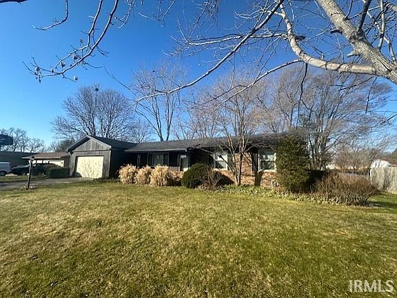2nd image of 58409 Eastwood Dr