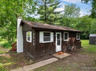 8515 Dorr Rd, Wonder Lake, IL 60097