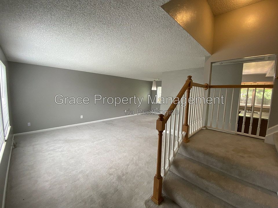 1st image of 10870 Stuart Cir