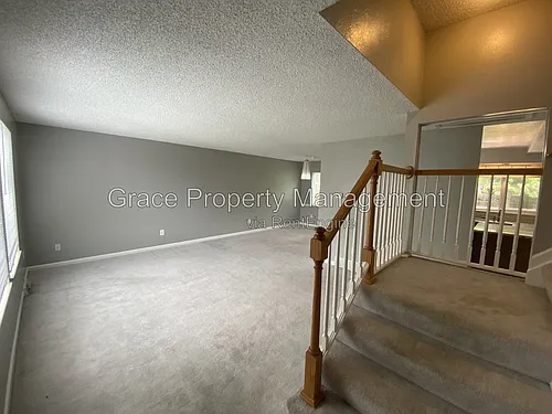 10870 Stuart Cir Photo 1