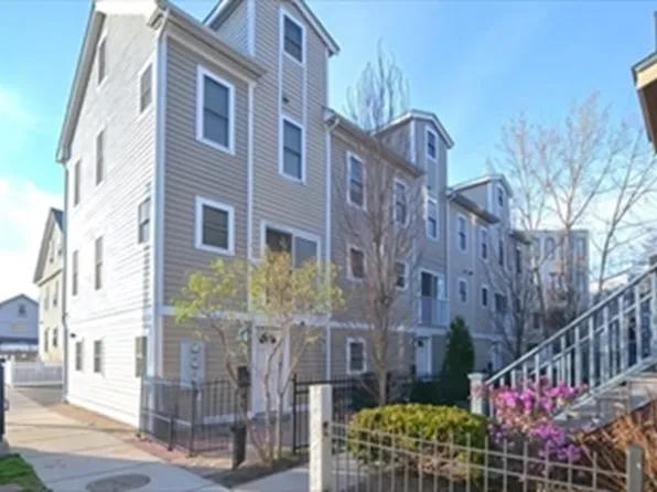 475 Concord Ave, Cambridge, MA 02138