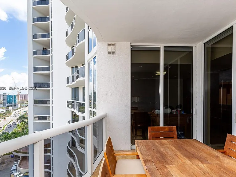 16001 Collins Ave #1106 — Photo 35