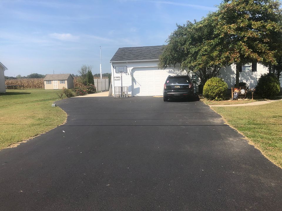 2nd image of 26057 Williams Farm Rd