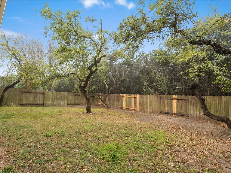 11125 Cherisse Dr — Photo 34