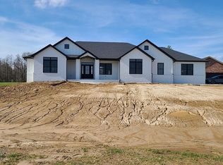 13455 Wildlife Trl, Highland, IL 62249