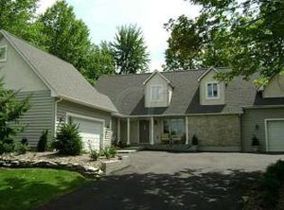 6227 Headley Rd, Columbus, OH 43230