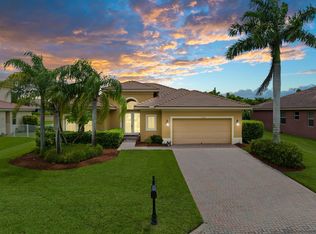 1180 Amethyst Dr SW, Vero Beach, FL 32968