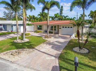 2475 Baywood Dr W, Dunedin, FL 34698