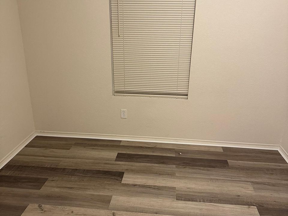 1st image of 131 Coopwood Ave