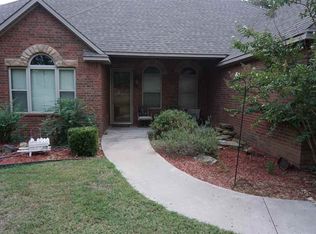 595 Rickets Ln, Ardmore, OK 73401