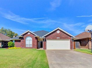 10417 Futurity Dr, Midwest City, OK 73130