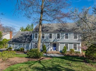 540 Long Dr, Wyckoff, NJ 07481
