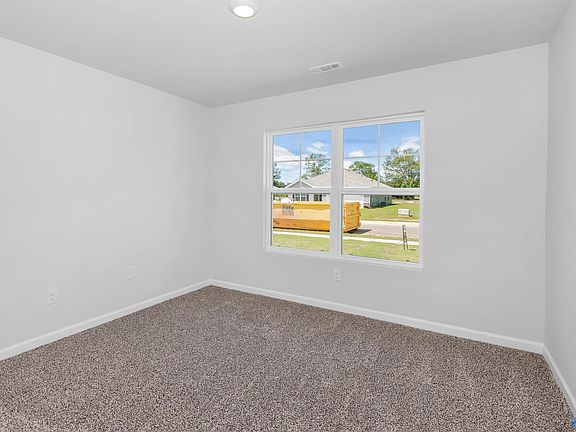 5th image of 219 Chubbs Ln