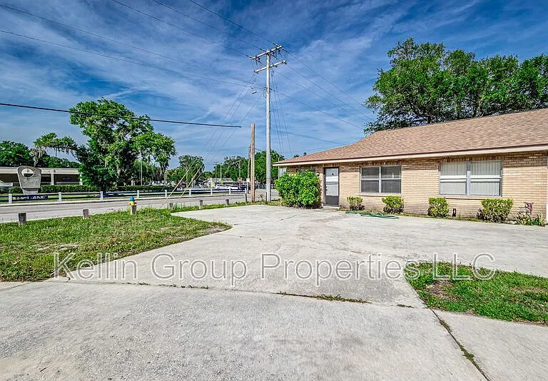 401 Big Cedar Way #A — Photo 2