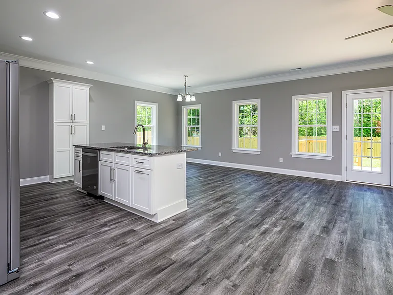 403 Hart Dr — Photo 33
