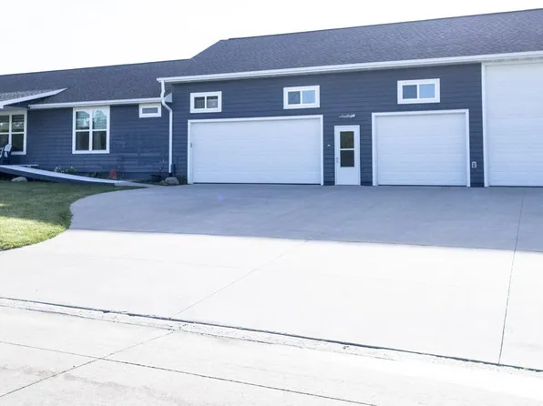 2490 Virginia Pkwy, Webster City, IA 50595