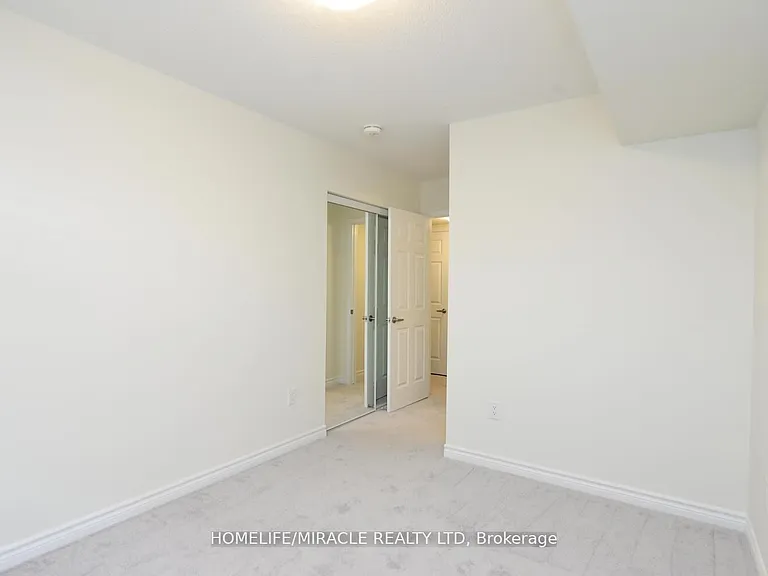 1081 Danforth Rd E #113 — Photo 22