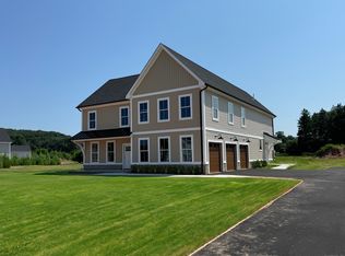 5 June Dr, North Haven, CT 06473