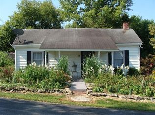 148 Mulberry St, Stamping Ground, KY 40379