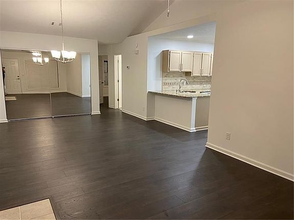 4th image of 1929 Brittania Cir