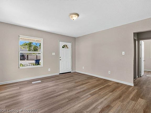 4th image of 1923 N M St