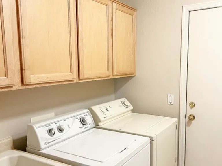 9239 N Crown Rdg — Photo 20