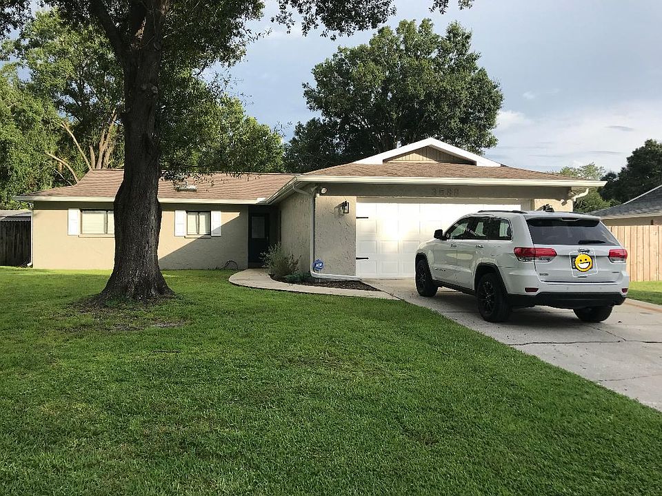 1st image of 3588 Lake Breeze Dr
