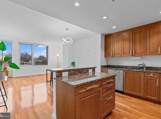 6820 Wisconsin Ave #4003, Bethesda, MD