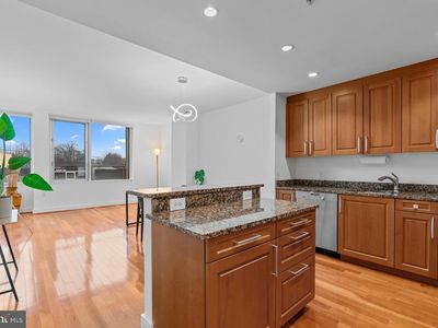 6820 Wisconsin Ave #4003, Bethesda, MD, 20816