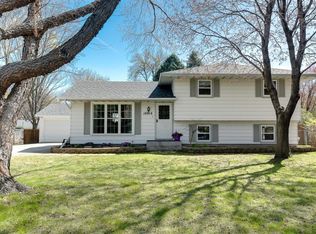 10014 Orleans Ln N, Maple Grove, MN 55369