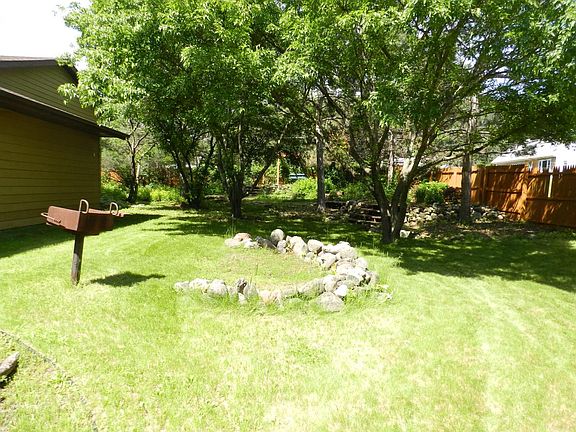 3rd image of 1600 Linson Cir