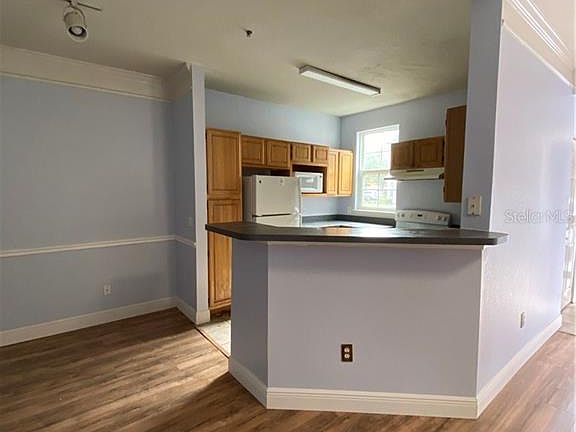 5th image of 3391 Parkchester Square Blvd APT 102
