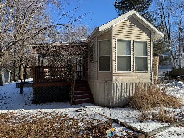 21-79 Woodhaven Ln, Sublette, IL 61367