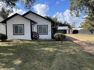 1105 N Rusk St, Wharton, TX 77488