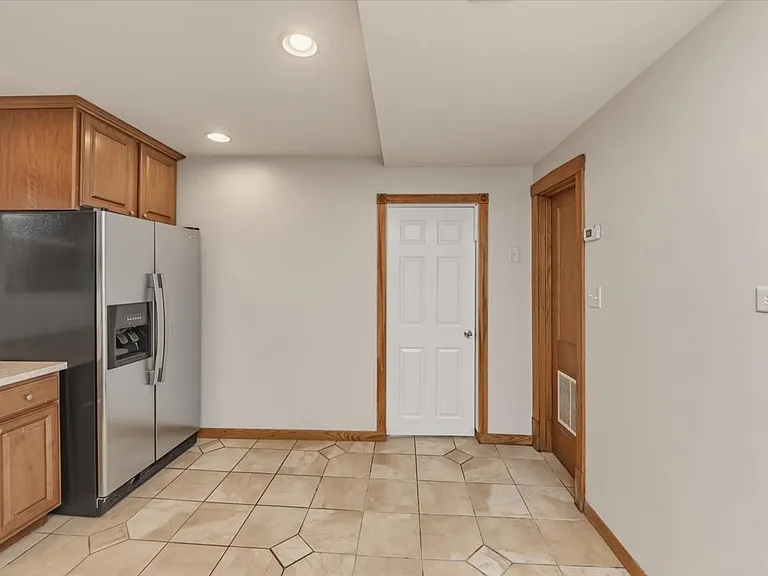 2323 W Shakespeare Ave #2 — Photo 6