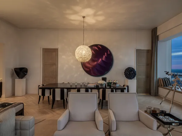 432 Park Avenue image 18 of 37