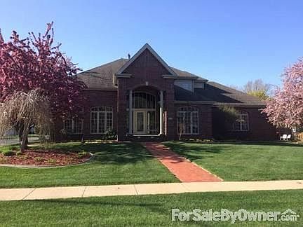 1st image of 324 Regency Ct