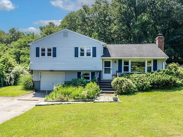 25 Possum Drive, New Fairfield, CT 06812