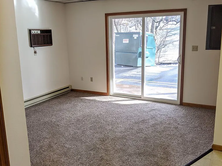 110 E Hummelstown Street — Photo 7