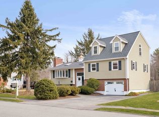 9 Spring Valley Rd, Burlington, MA 01803