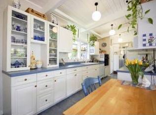 794 Las Colindas Rd, San Rafael, CA 94903