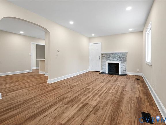 4th image of 2115 Newbourne St