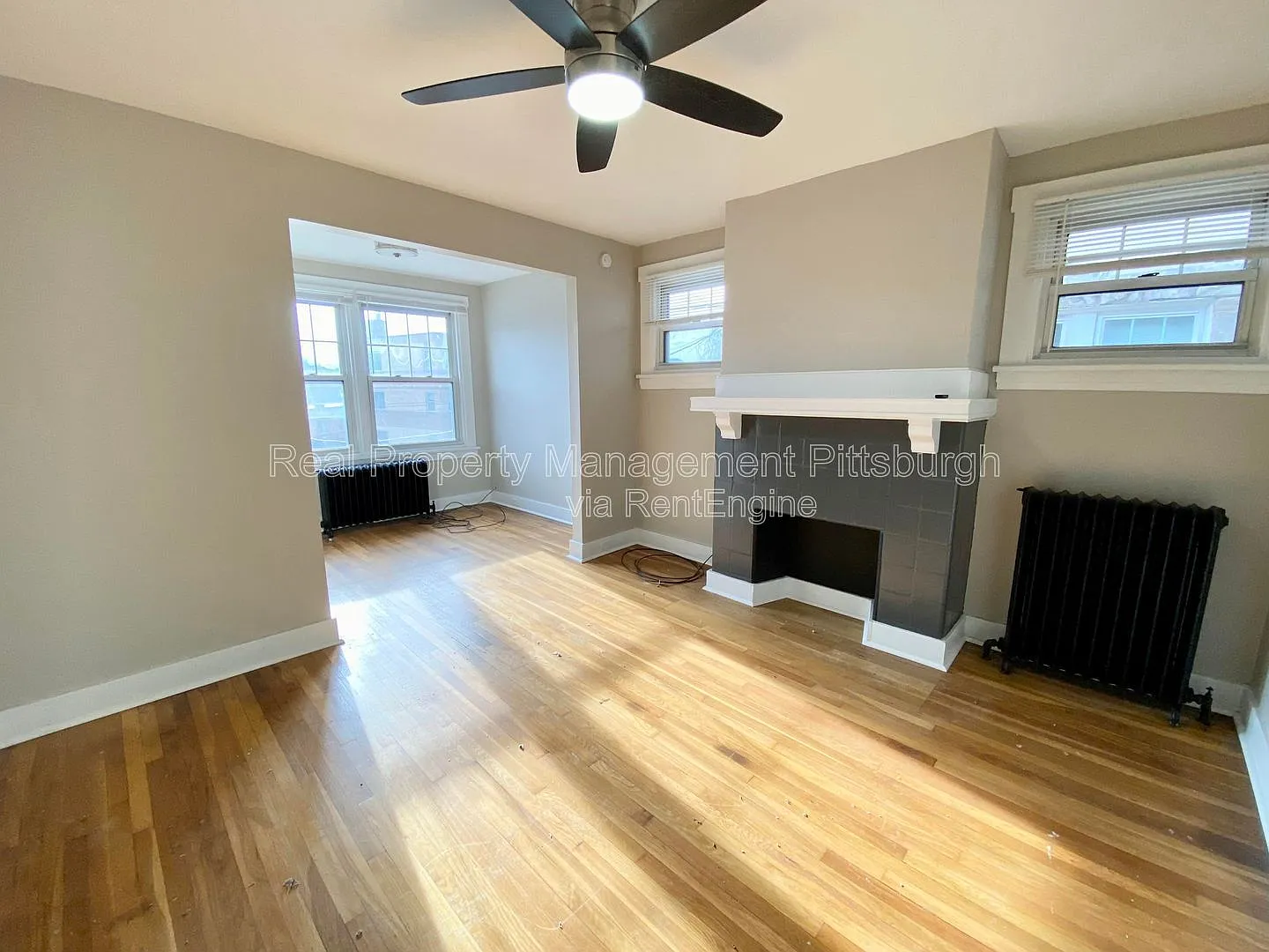 3 bed, 1.0 bath, $1,595 — Photo 1