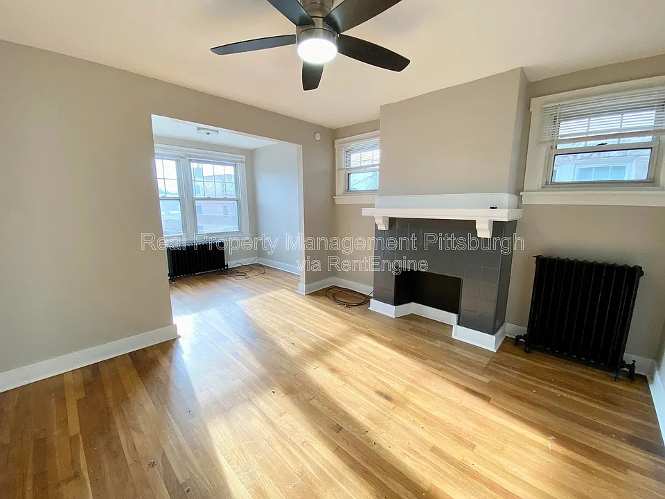 5735 Phillips Ave #2