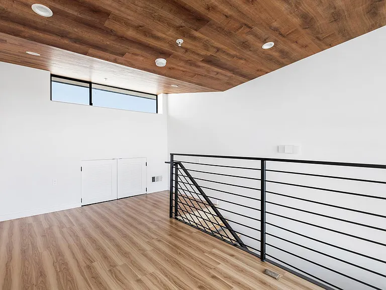10839 Kling St #1 — Photo 35